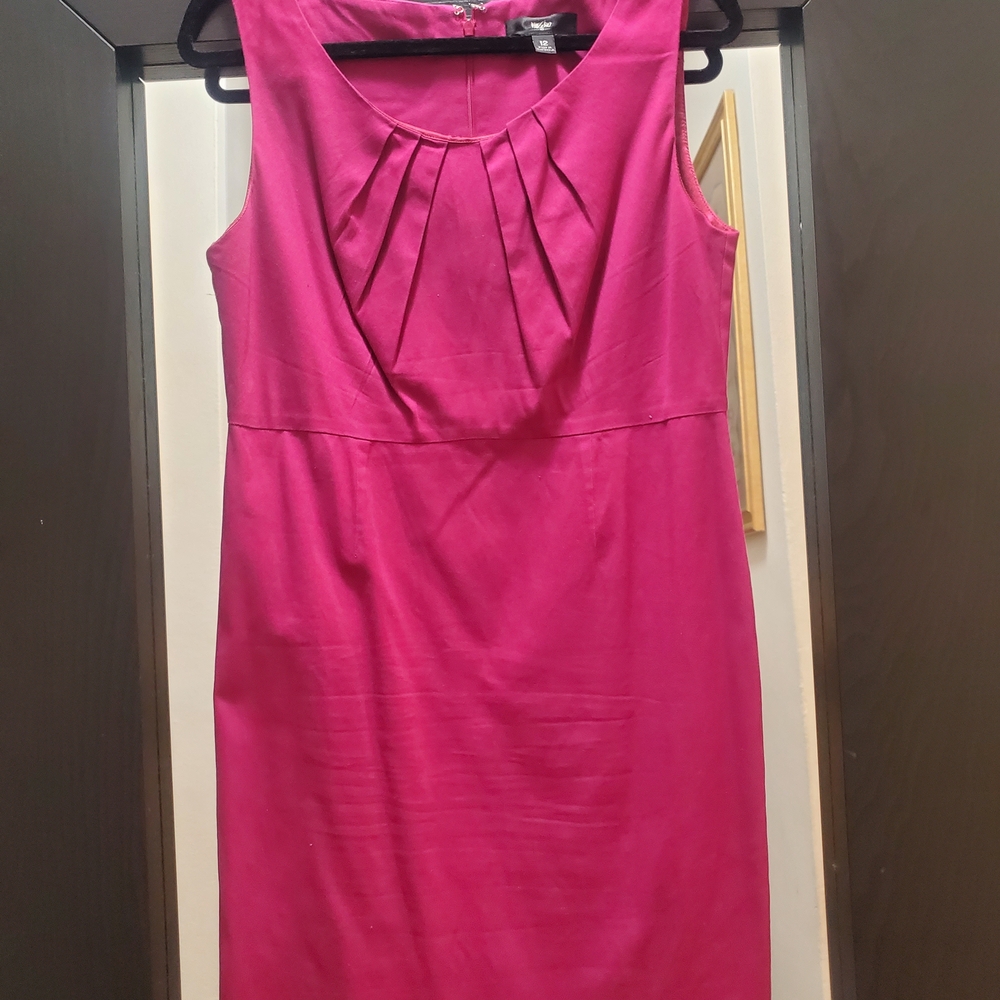 Women's Wedding Dress - Fuchsia Sleeveless Sheath by